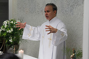 Padre-Fernando-Lopes
